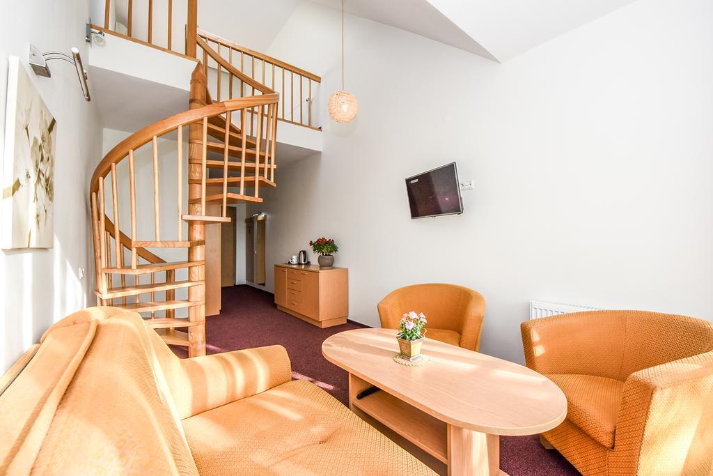 Muza Hotel Паланга Екстер'єр фото