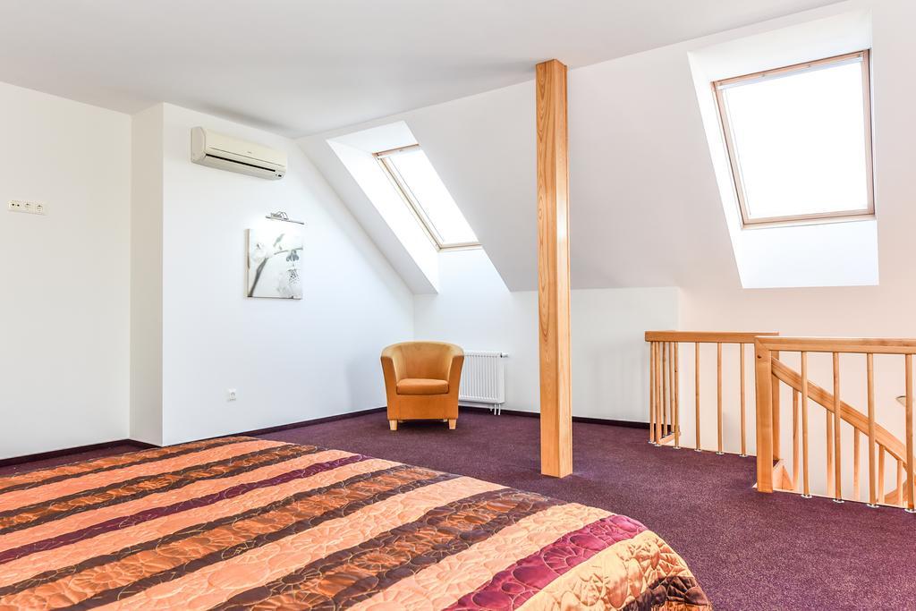 Muza Hotel Паланга Екстер'єр фото